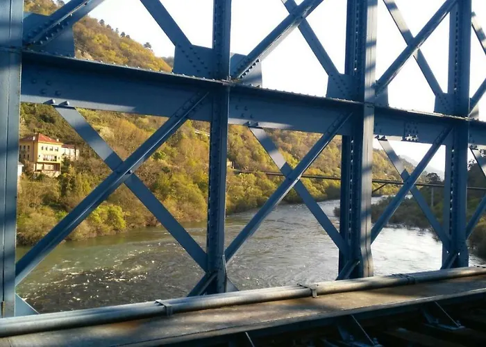 Casa Alpargateiro * Os Peares